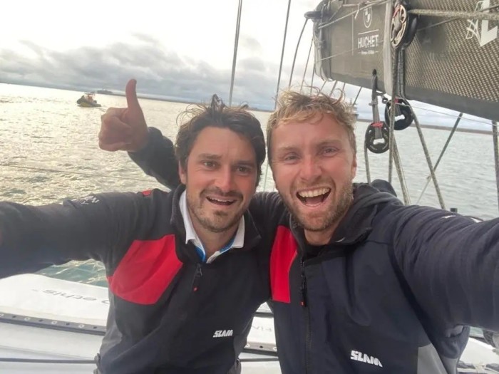 Ocean_fifty_lamotte_rire_medecin_luke_berry_vainqueur_rolex_fastnet_-_Copie